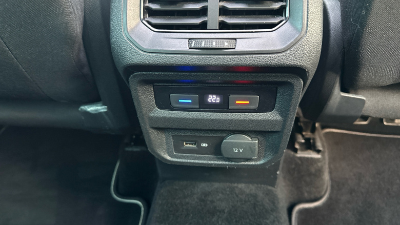 Volkswagen Tiguan 2.0 TDi 150 SEL 5dr DSG Diesel Estate